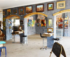 Splatter Gallery And Art Studio - Gold Coast Attractions 0