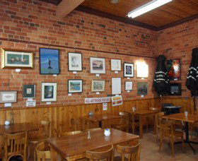 Breretons Bakery And Coffee Lounge - Gold Coast Attractions 1