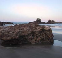 Smalleys Beach - Gold Coast Attractions