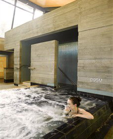 Hepburn Bathhouse & Spa - Gold Coast Attractions 4