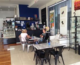 Blue Artz Gallery & Cafe - Gold Coast Attractions 4