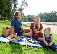 Wagga Beach - Gold Coast Attractions