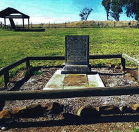 Yuranighs Aboriginal Grave Historic Site - Gold Coast Attractions