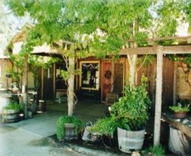 Wagga Wagga Winery - Gold Coast Attractions 0