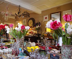 Canowindra Trading Post - Gold Coast Attractions 1