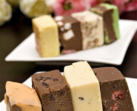 Poppas Fudge And Jam Factory - Gold Coast Attractions 2