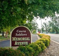 Memorial Avenue in Cowra - Gold Coast Attractions