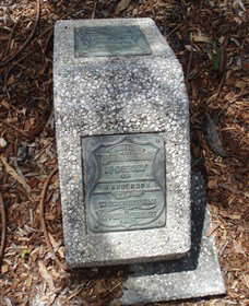 Yeppoon War Memorial - Gold Coast Attractions 1