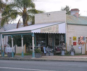 Lady Gails Bookshop And Curios - Gold Coast Attractions 0