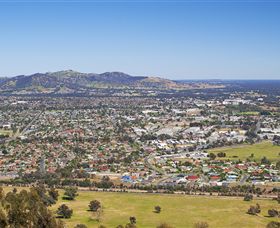 Huon Hill Parklands - Gold Coast Attractions 1