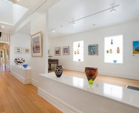 Lost Bear Gallery - Gold Coast Attractions 1