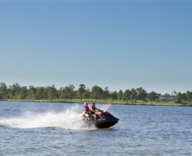 Lake Dyer - Gold Coast Attractions 1