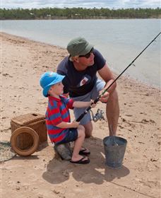 Lake Dyer - Gold Coast Attractions 0