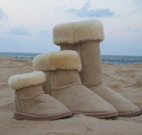 Blue Mountains Ugg Boots - Gold Coast Attractions