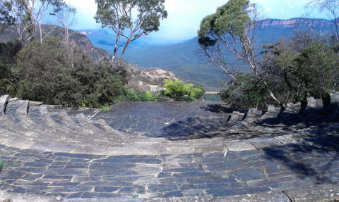 Leuralla Amphitheatre - Gold Coast Attractions 1