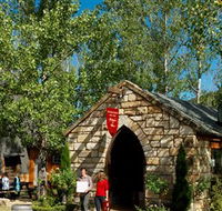 Stonehurst Cedar Creek Vineyard - Gold Coast Attractions