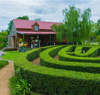 Amazement Farm and Fun Park / Cafe and Farmstay Accommodation - Gold Coast Attractions