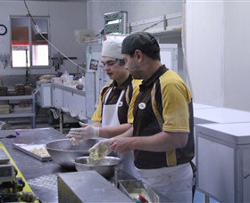 Poppy's Chocolate - Gold Coast Attractions 0