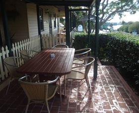 The Famous Tinonee Cafe And Gift Shop - Gold Coast Attractions 1