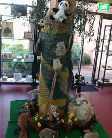 Taree Craft Centre - Gold Coast Attractions 0