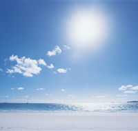 Hawks Nest Beach - Gold Coast Attractions