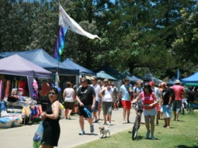 Burleigh Art And Craft Markets - Gold Coast Attractions 0