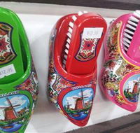 Clog Barn at Coffs Harbour - Gold Coast Attractions