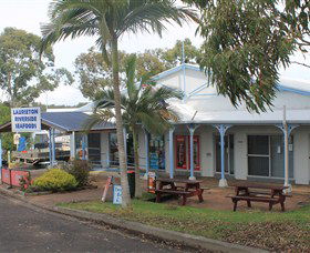 Laurieton Riverside Seafoods - Gold Coast Attractions 0