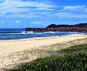 Grants Beach - Gold Coast Attractions 1