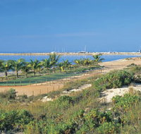 Exmouth Town Beach - Gold Coast Attractions