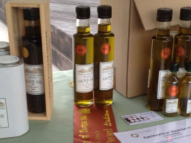 Cradle Coast Farmers Market - Gold Coast Attractions 0