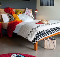 Deshons Retreat - Gold Coast Attractions