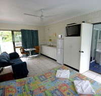 Tropical Palms Inn - Gold Coast Attractions