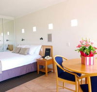 Margarets Beach Resort - Gold Coast Attractions