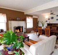 Villa Cavour Bed and Breakfast - Gold Coast Attractions