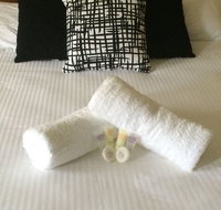 Town House Motor Inn - Gold Coast Attractions