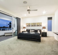 The Grand Broadbeach - Vogue Holiday Homes - Gold Coast Attractions