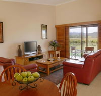 Nightingale Wines Luxury Villas - Gold Coast Attractions