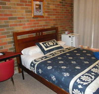 Boomers Guest House Hamilton - Gold Coast Attractions