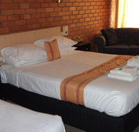 Hilldrop Motor Inn - Gold Coast Attractions