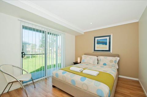Banyon - Gold Coast Attractions 2