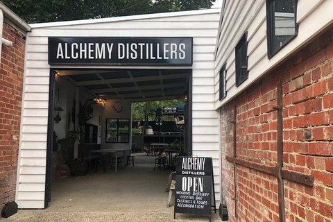 YARRA VALLEY NIGHT TOUR! Gin, Cider, Vodka, Beer, Wine & The World's Best Pizza! - Gold Coast Attractions 1