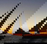 Magnetic Island Sunset Sail - Gold Coast Attractions