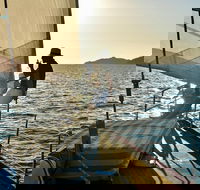 Magnetic Island Twilight Sailing Cruise - Gold Coast Attractions