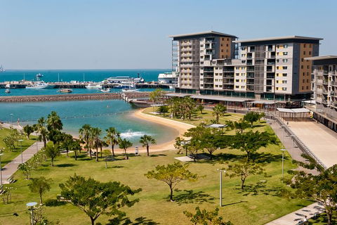 Darwin Shore Excursion: Hop-on Hop-off Bus Tour - Gold Coast Attractions 7