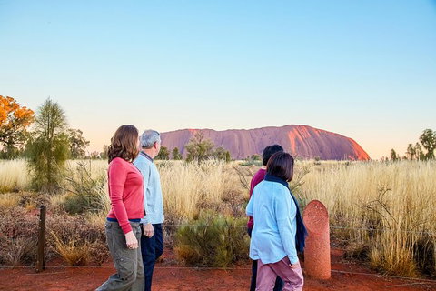 Uluru & Kata Tjuta Sights & Sounds - Gold Coast Attractions 13