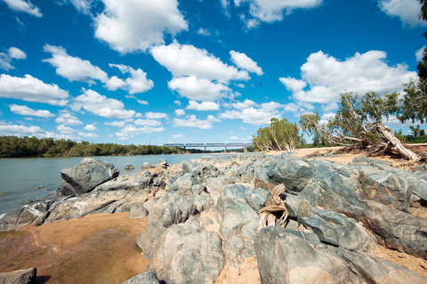 Burdekin - Gold Coast Attractions 2