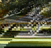 Cattai Farm picnic area - Gold Coast Attractions