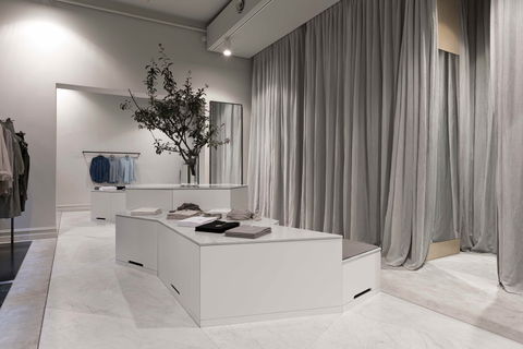 Jac+ Jack Strand Arcade - Gold Coast Attractions 1