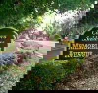 Memorial Avenue in Cowra - Gold Coast Attractions